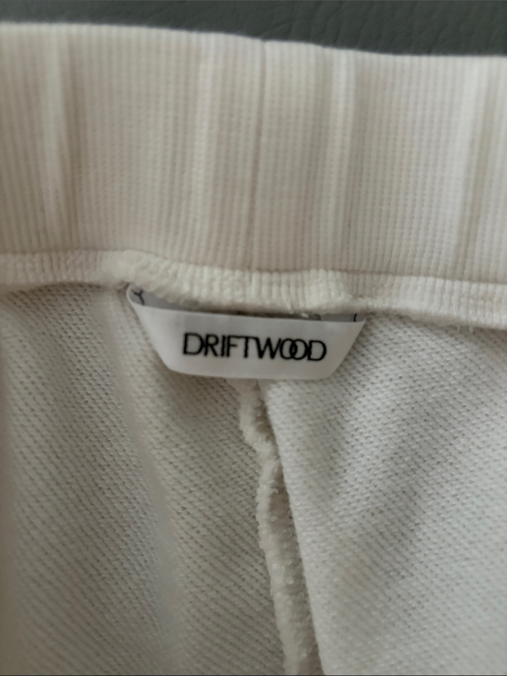 Driftwood Women’s Pants Floral Embroidered Joggers Sweatpants White size Medium - Picture 3 of 14